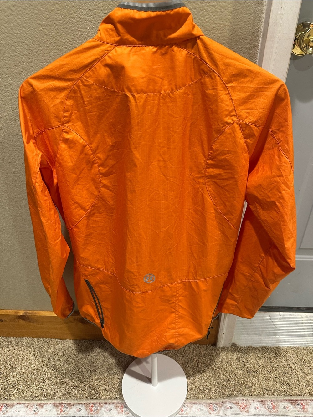 Novara Orange Performance Jacket - Picture 4 of 4